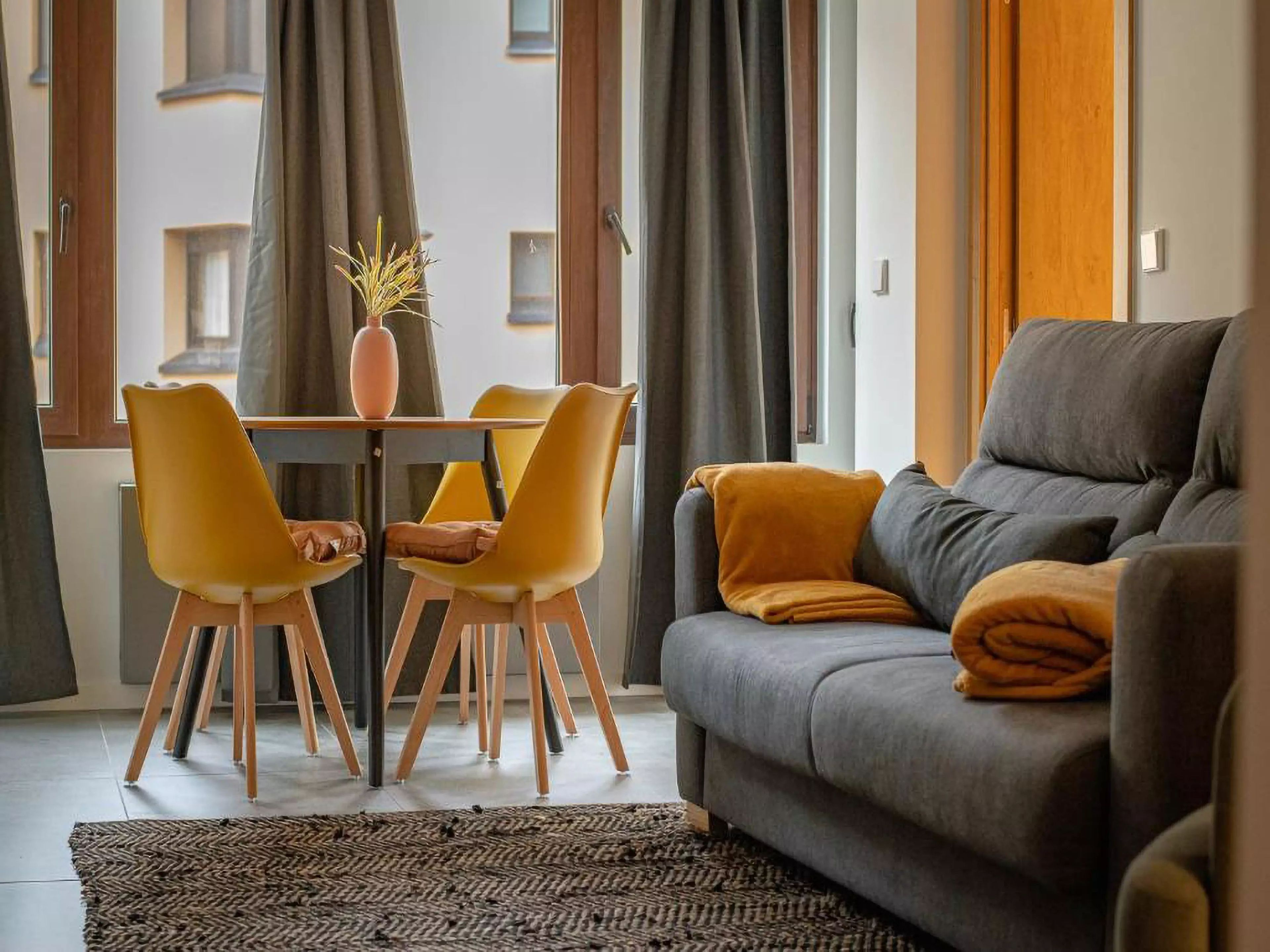 Apartamentos Mikka Clos 3