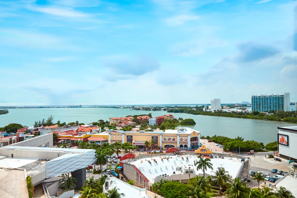 Aloft Cancun 3 Aloft Cancun 3