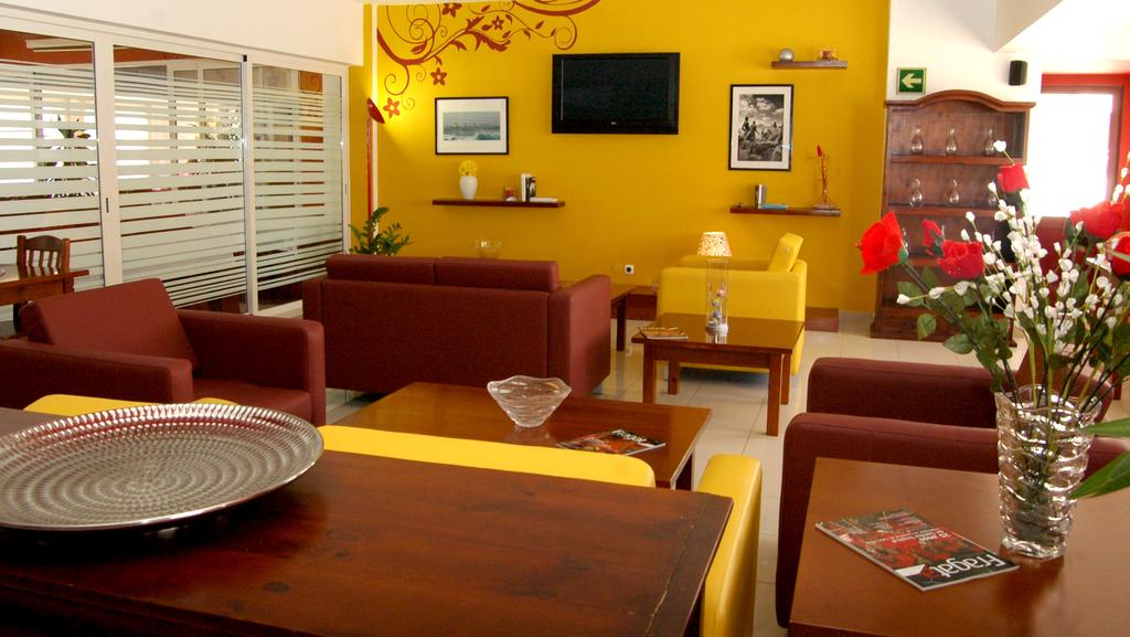 LIVVO Don Paco Hotel 2