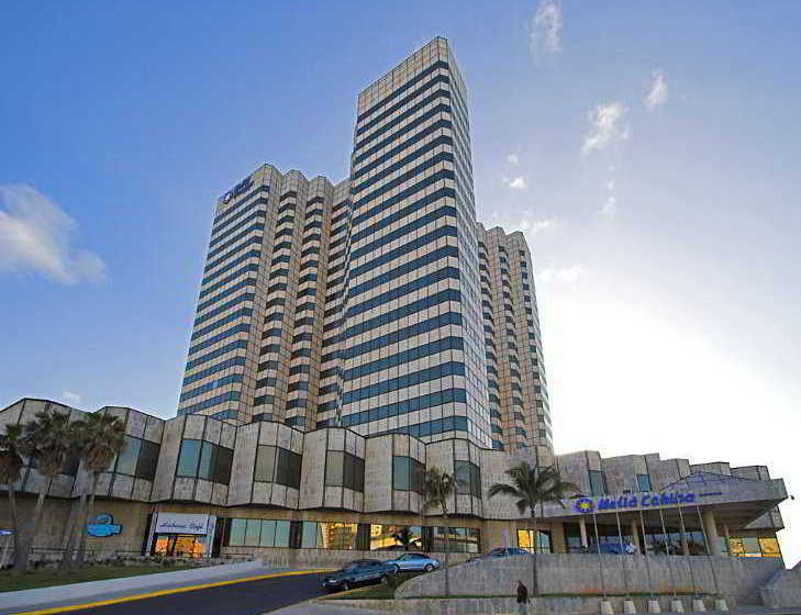 COMBINADO LA HABANA - VARADERO: Melia Cohiba 5 + Royalton Hicacos 5 3