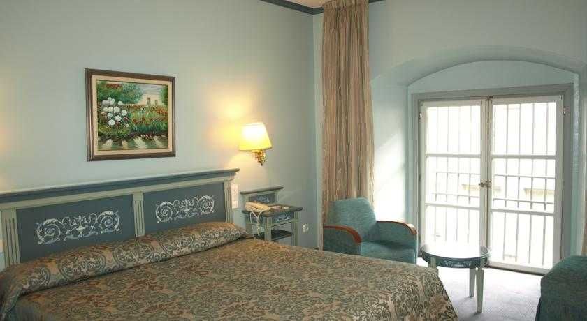 Palacio de los Velada 1 Palacio de los Velada 1