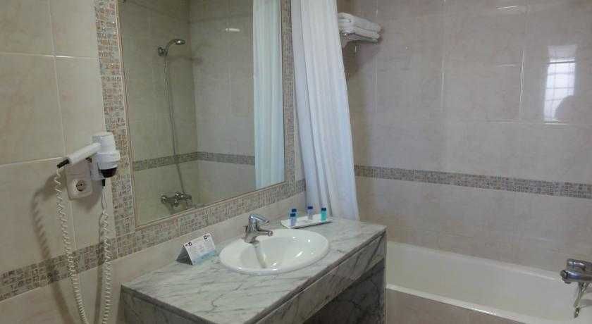 Arena Center 3 Arena Center 3