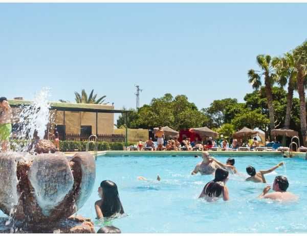 Campamento de Turismo Los Escullos 2 Campamento de Turismo Los Escullos 2