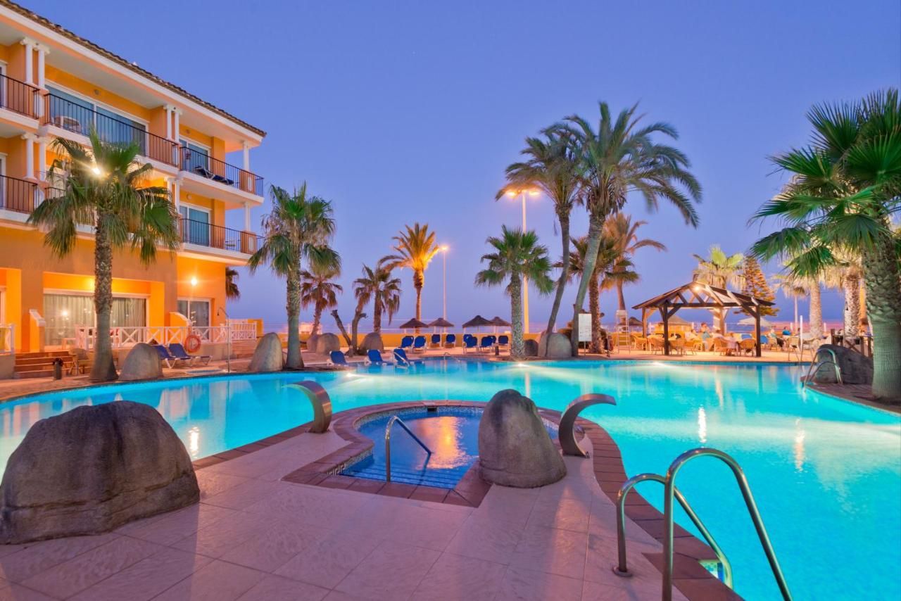 Hotel 4* em Primeira Linha de Praia na zona de Almeria | Roquetas de Mar