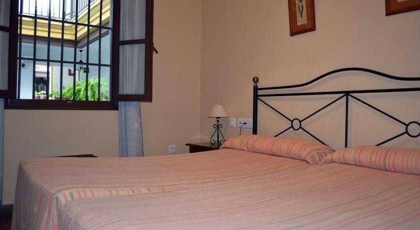 Casa Palacio De Los Leones 3