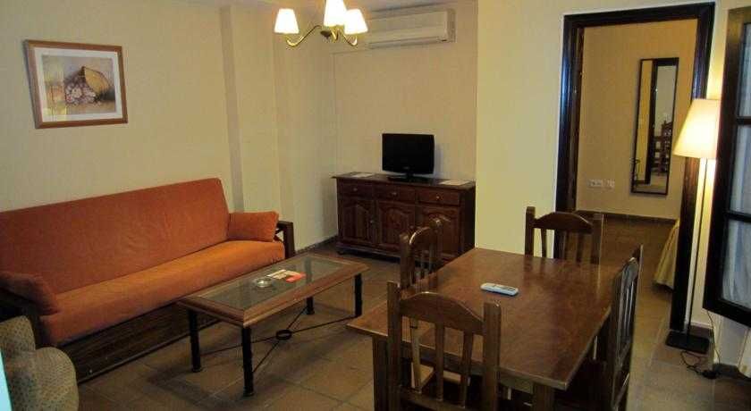 Casa Palacio De Los Leones 2