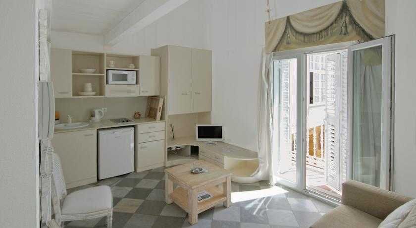 La Casa de la Favorita 2 La Casa de la Favorita 2