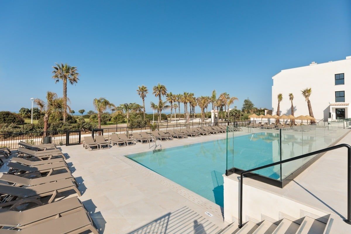 🏖️🔝BEST VILLAGE CHIPIONA  4★ ¡EL NUEVO HOTEL DE LA COSTA DE CÁDIZ!😎🆕 Alójate con desayuno y piscina splash desde 2 noches frente al mar | Chipiona