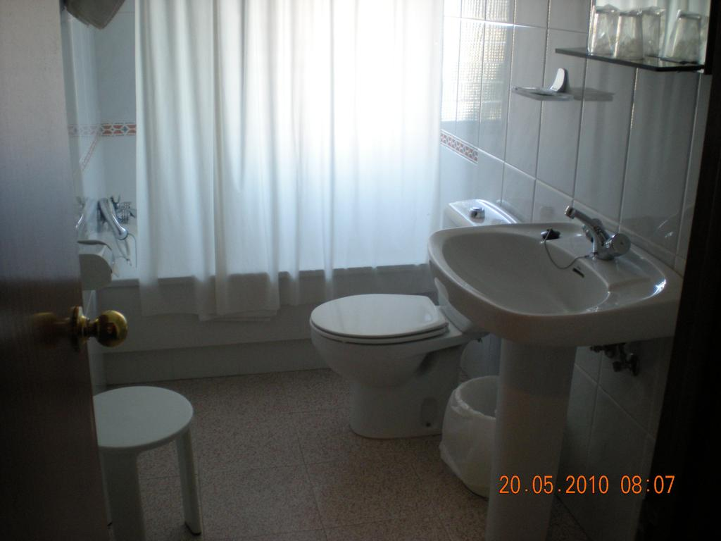 Catalan Hotel 3 Catalan Hotel 3