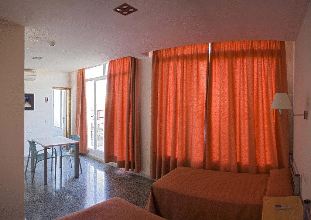 Albergue Inturjoven Jerez de la Frontera - Hostal 3 Albergue Inturjoven Jerez de la Frontera - Hostal 3