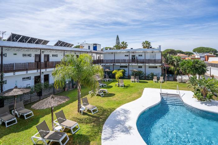 🍁¡OTOÑO EN EL PUERTO DE SANTA MARÍA!⛵🏖️ Hotel 3* con MEDIA PENSIÓN  para 2 personas cerca de la playa | Cádiz 