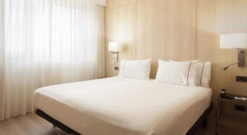 AC Hotel Córdoba by Marriott 1