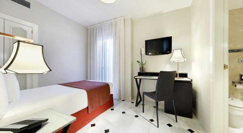 Eurostars Conquistador 2