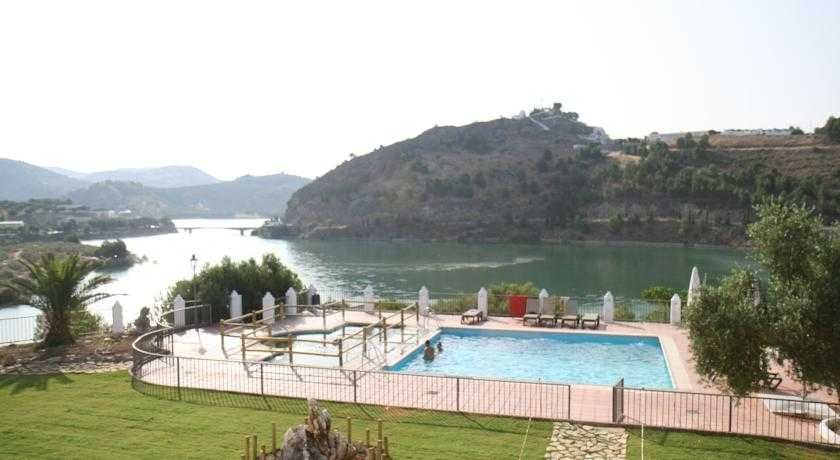 Hotel Rural Caserío De Iznajar 2