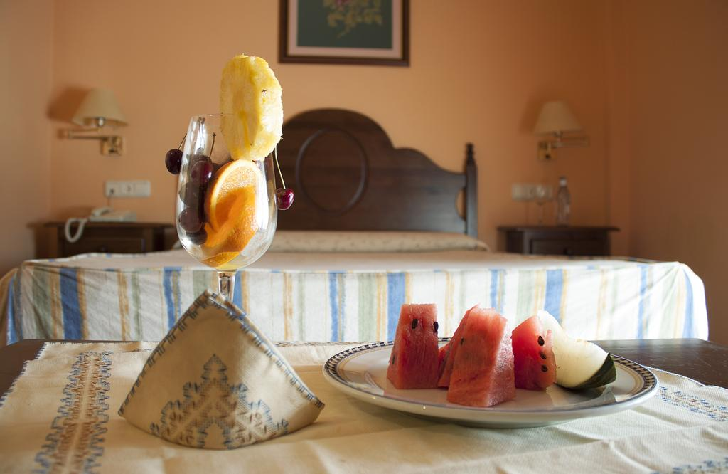 Hotel Asador Albenzaire 3