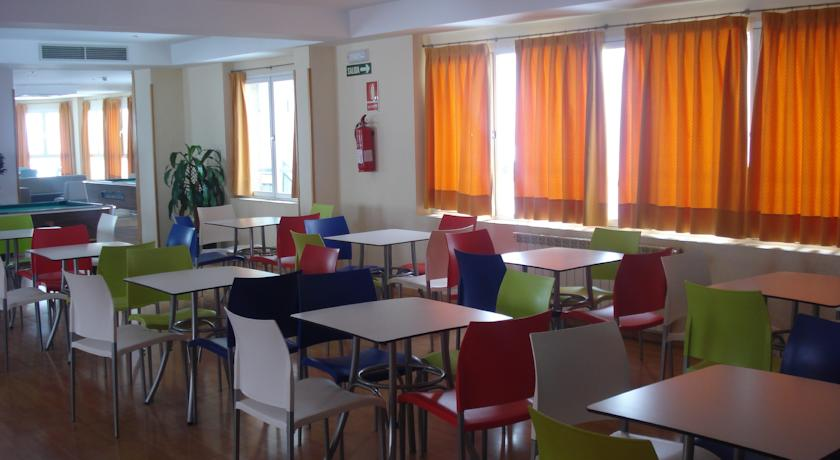 Albergue Inturjoven Sierra Nevada 3 Albergue Inturjoven Sierra Nevada 3