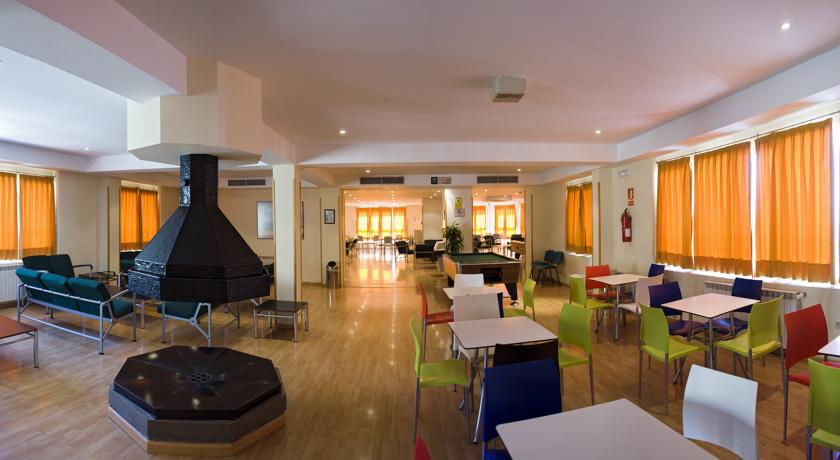 Albergue Inturjoven Sierra Nevada 2 Albergue Inturjoven Sierra Nevada 2