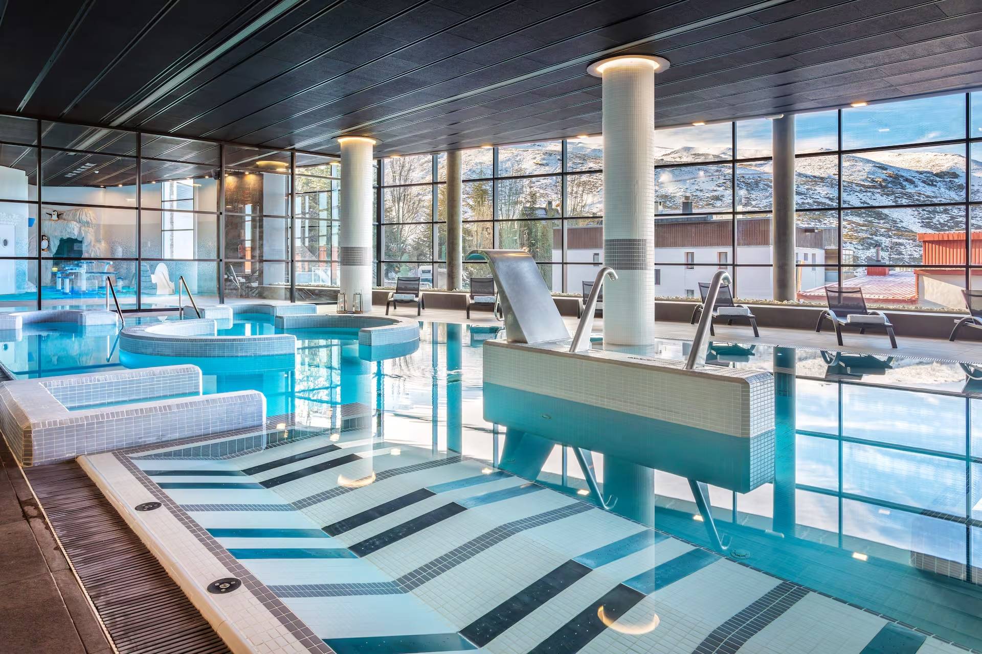 ❄️ Neve, Diversão e Adrenalina! Hotel 4* ao lado das pistas + Forfait | Sierra Nevada ❄️ Neve, Diversão e Adrenalina! Hotel 4* ao lado das pistas + Forfait | Sierra Nevada