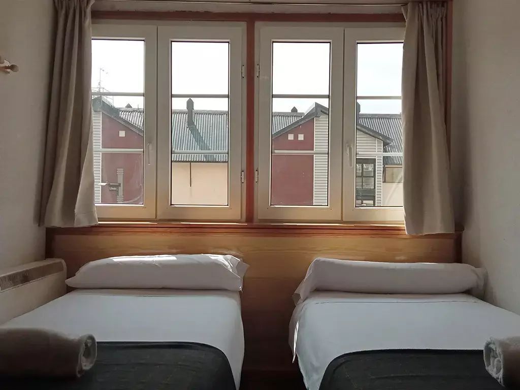 Apartamentos Las Tuyas 3000 2