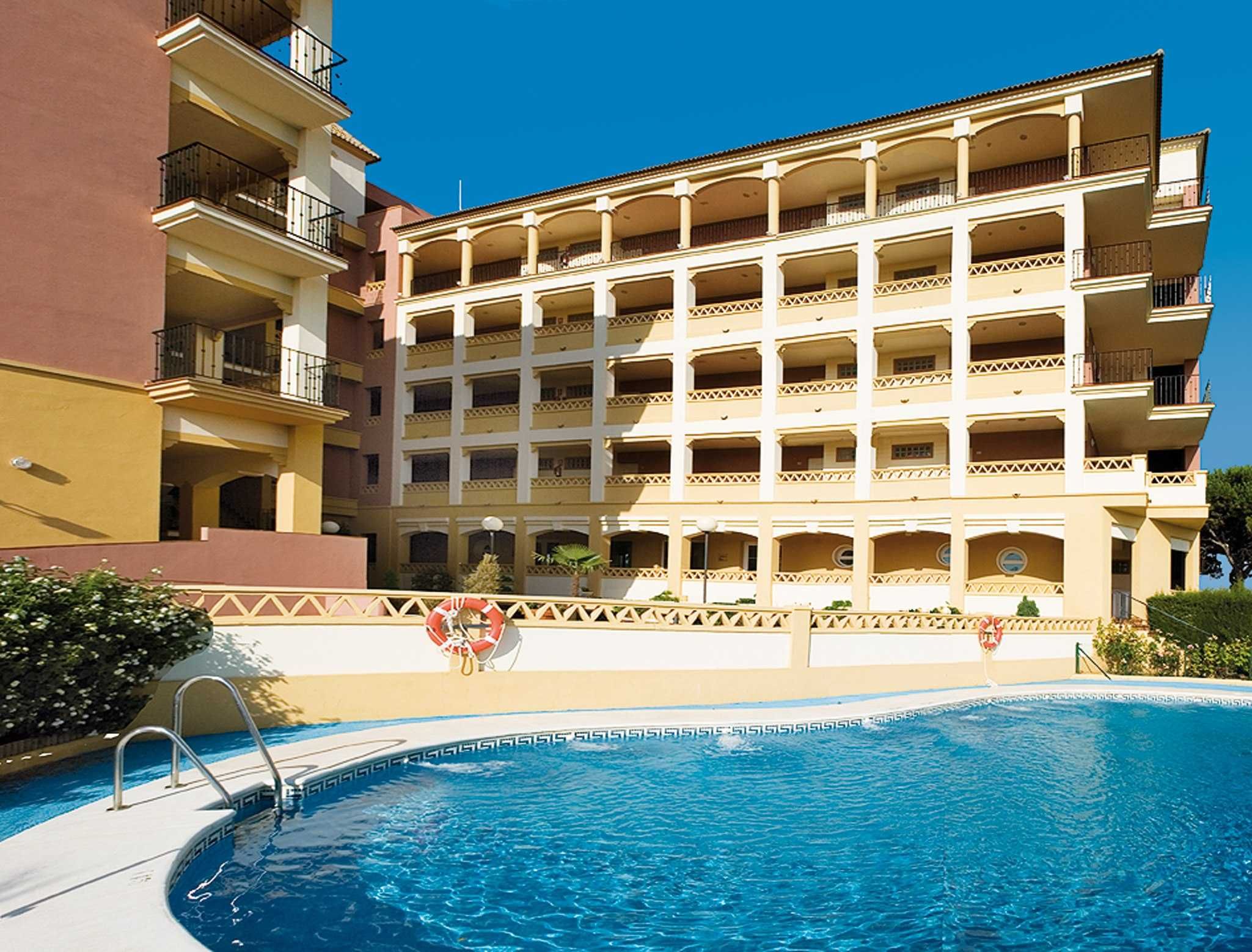 Leo Canela 1 Leo Canela 1