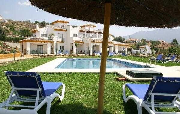 Castillo De Zalia Conjunto Rural -1 estrellas en Alcaucín