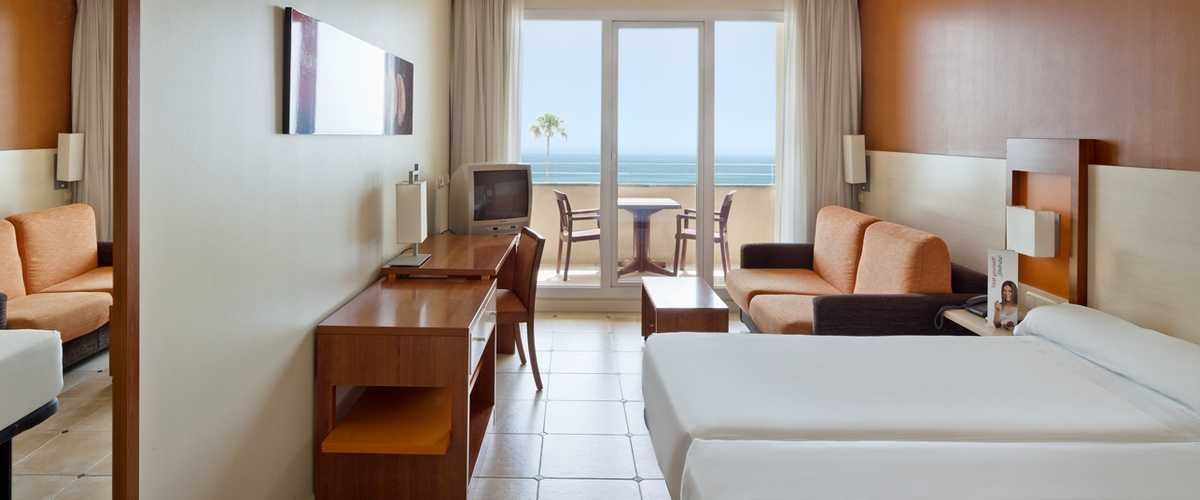 Ilunion Fuengirola 3 Ilunion Fuengirola 3