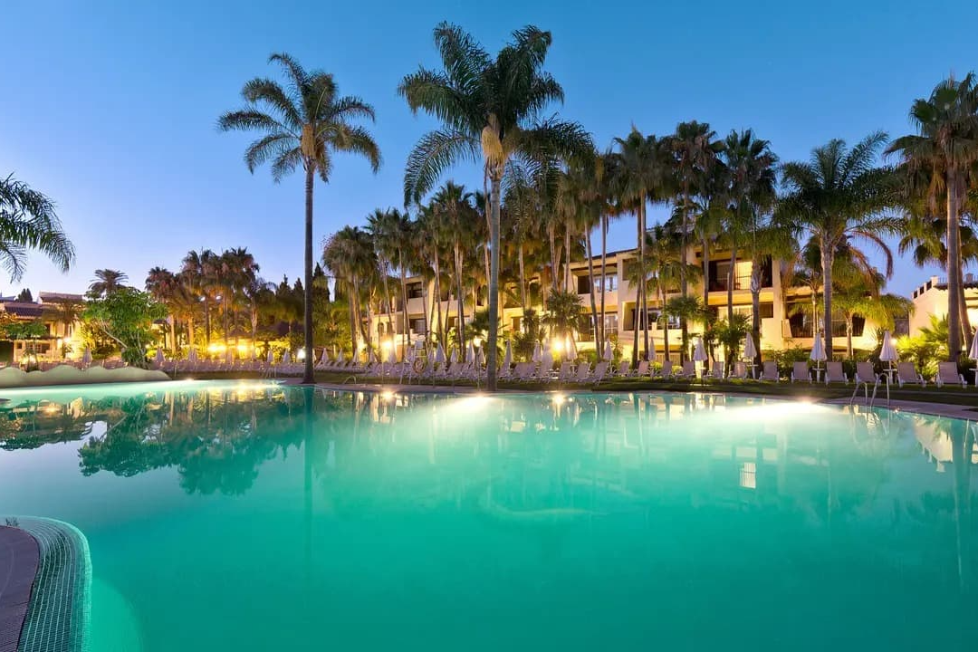 Bluebay Banus 1 Bluebay Banus 1