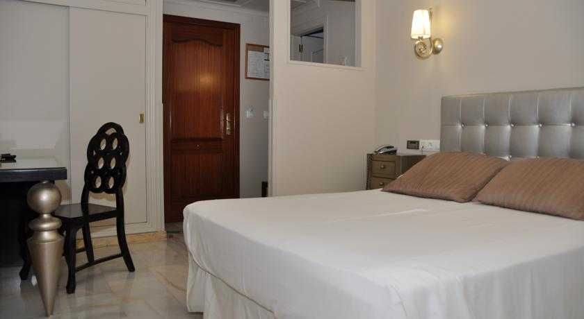 Hotel Sercotel Doña Carmela 1 Hotel Sercotel Doña Carmela 1