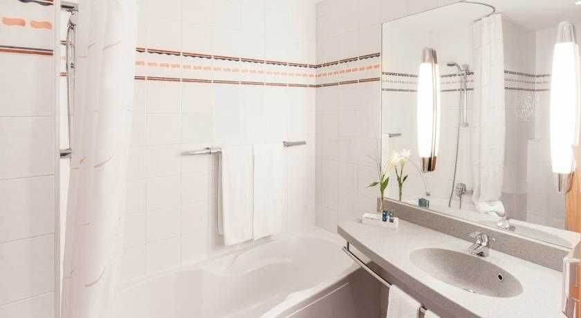 Novotel Sevilla 3 Novotel Sevilla 3