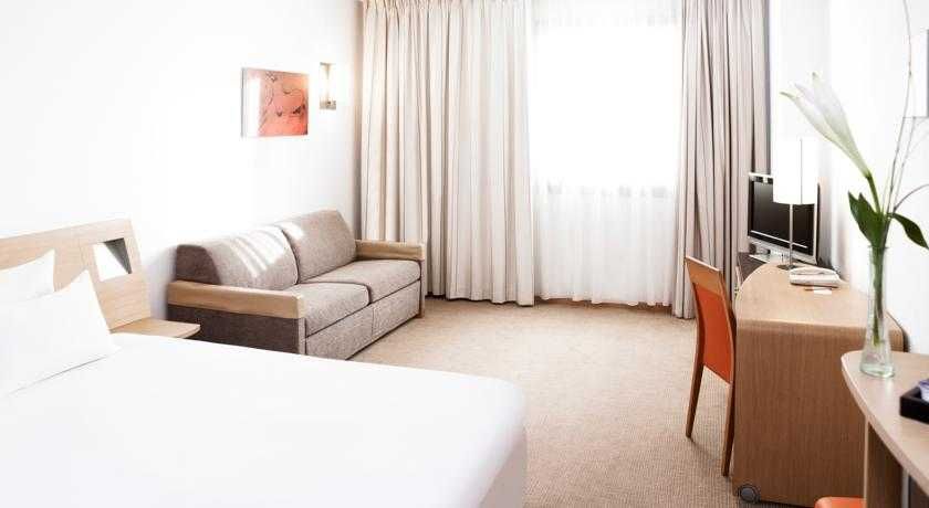 Novotel Sevilla 2 Novotel Sevilla 2