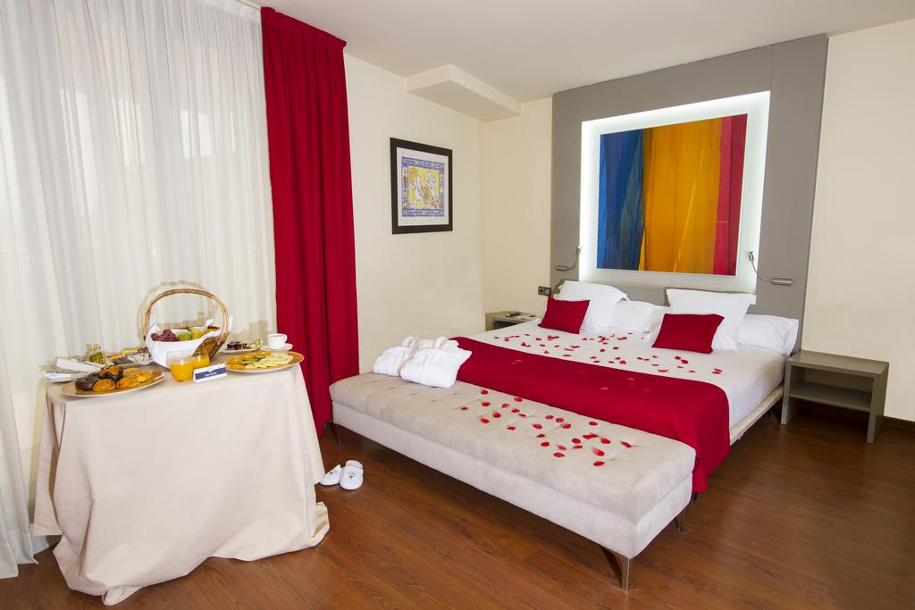 Ribera De Triana Hotel 3 Ribera De Triana Hotel 3