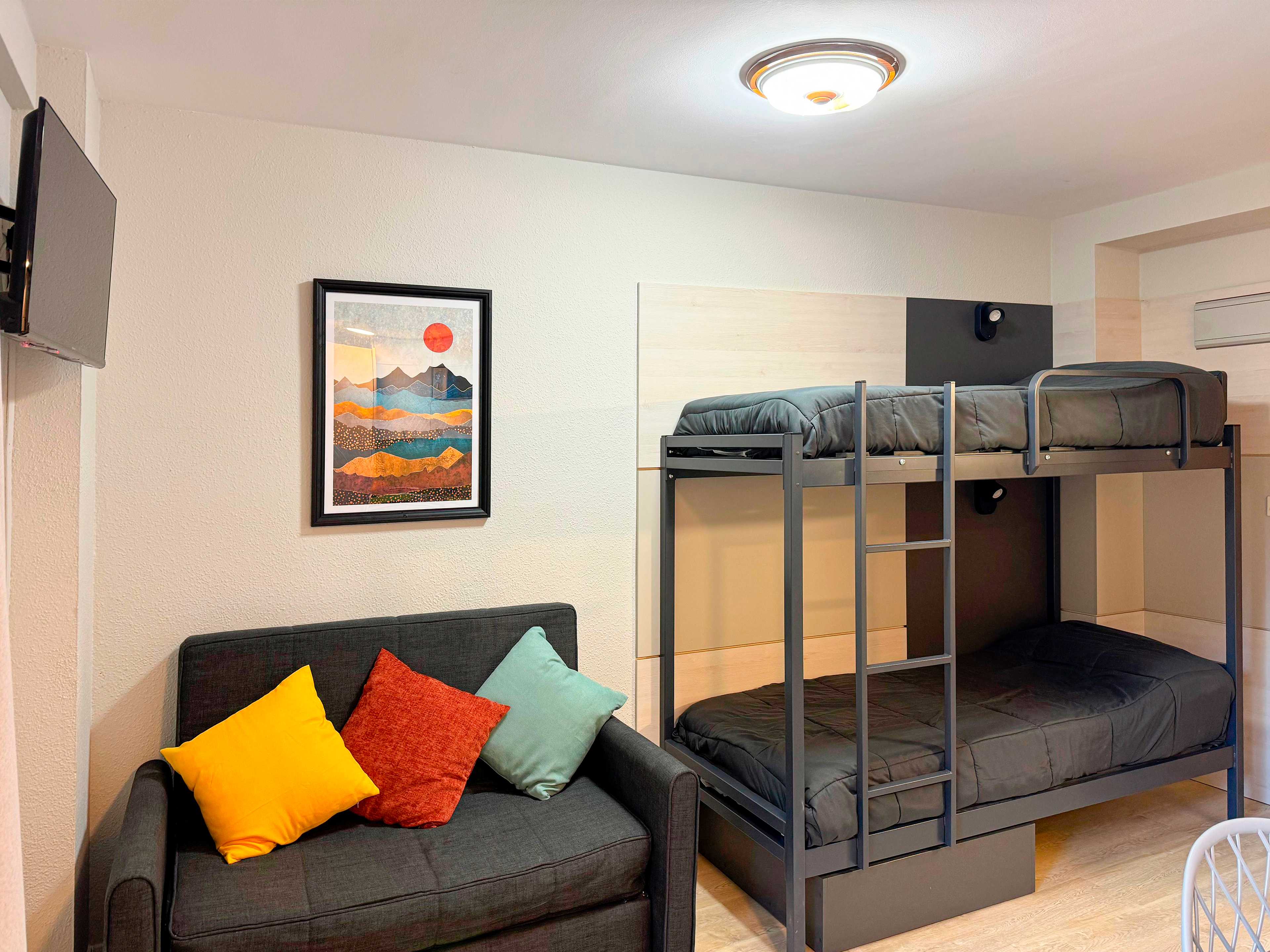 Apartamentos Midi 3000 2