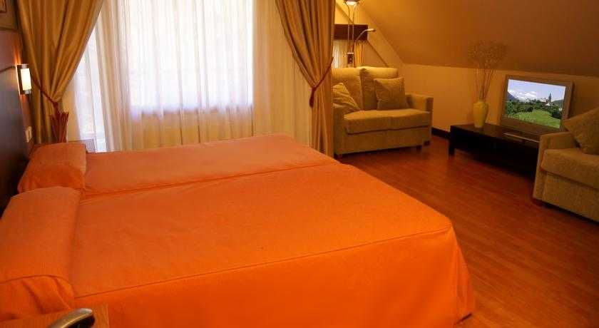 Hotel SNÖ Edelweiss - Cerler 2 Hotel SNÖ Edelweiss - Cerler 2