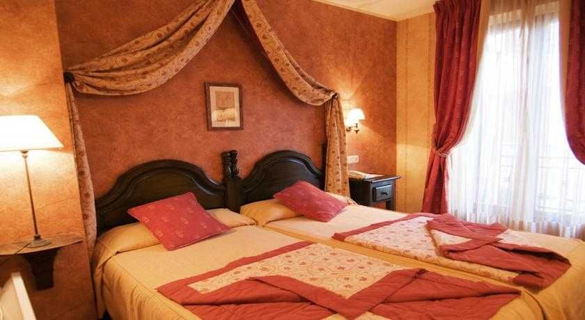 Hotel Pradas Ordesa 3 Hotel Pradas Ordesa 3