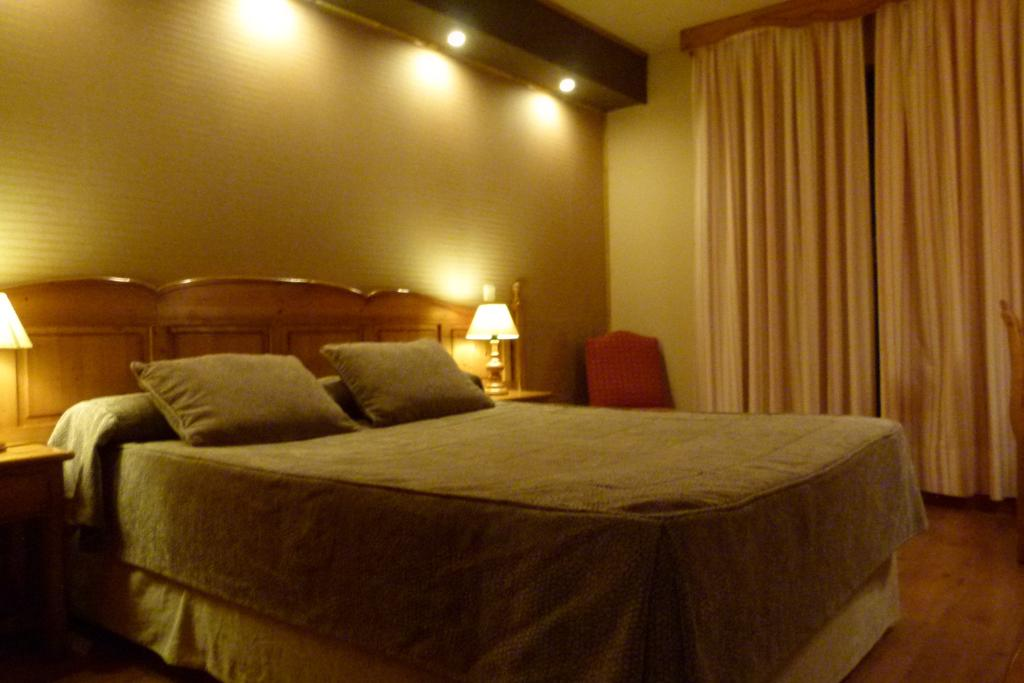 SNÖ Villa De Sallent 3 2