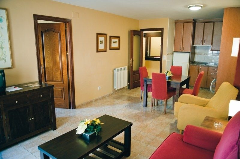 Domus Selecta Apartamentos La Trufa Negra+Bilhete Dinópolis