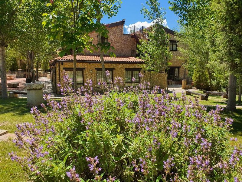 ¡Escapada Rural con Encanto! Hotel Masía el Molinete 3* con desayuno en Teruel 🍂