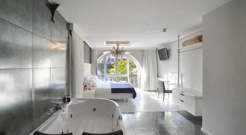 Pilar Plaza 2 Pilar Plaza 2