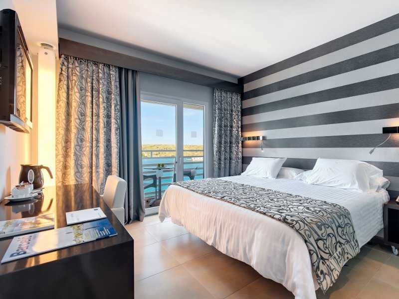 Barcelo Hamilton Menorca - Solo Adultos 2 Barcelo Hamilton Menorca - Solo Adultos 2