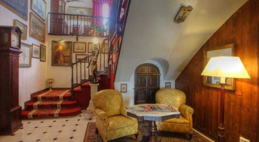 Del Almirante Collingwood House 3 Del Almirante Collingwood House 3