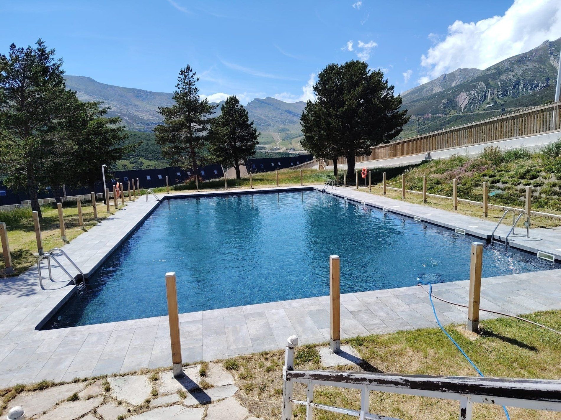 🌄¡NATURALEZA Y TRANQUILIDAD EN CANTABRIA!🌲💚Este agosto escápate a un Hotel 3* con piscina en plena montaña | Brañavieja