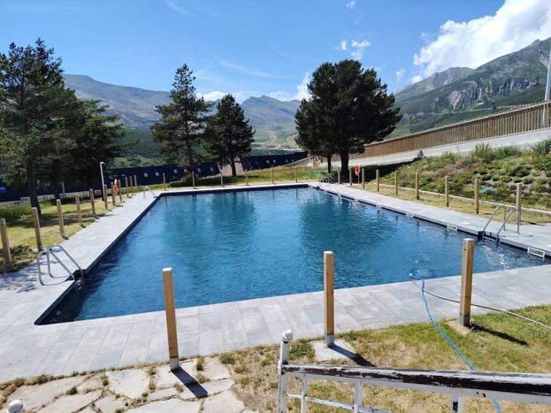 🌄¡NATURALEZA Y TRANQUILIDAD EN CANTABRIA!🌲💚 Hotel 3★ con desayuno y piscina en plena montaña | Brañavieja