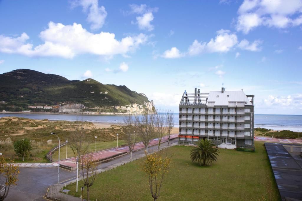 Escapada Hotel Playamar 3 estrellas en Laredo