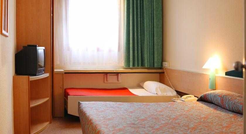 Iris Guadalajara 2 Iris Guadalajara 2