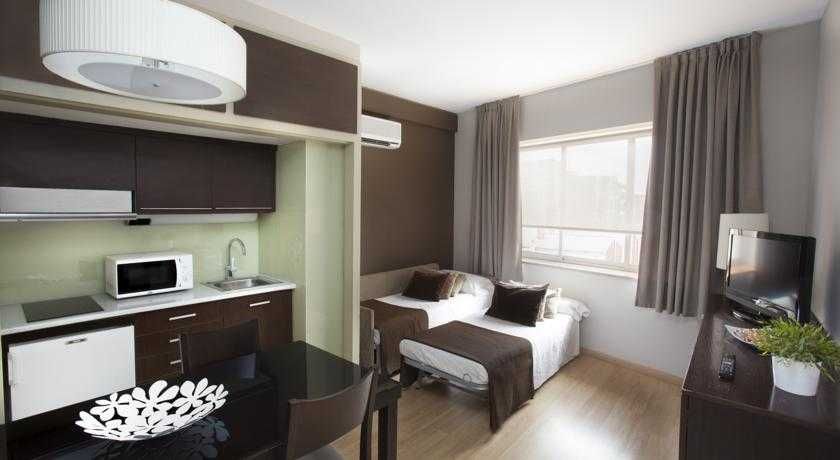 Aparthotel Senator Barcelona 2 Aparthotel Senator Barcelona 2