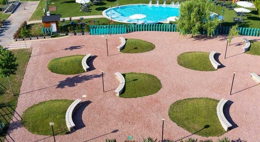 Barcelona Airport Hotel+Bilhete Poble Espanyol