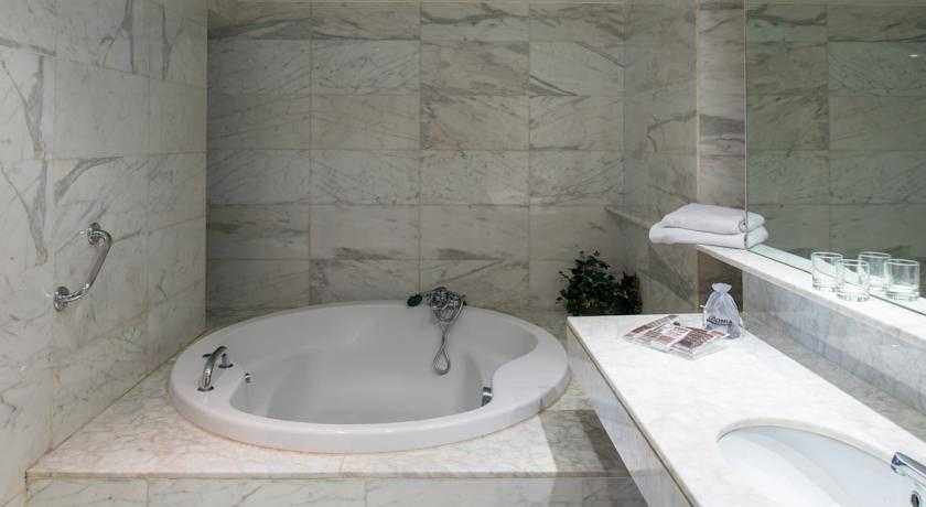 Catalonia Sabadell Hotel 2