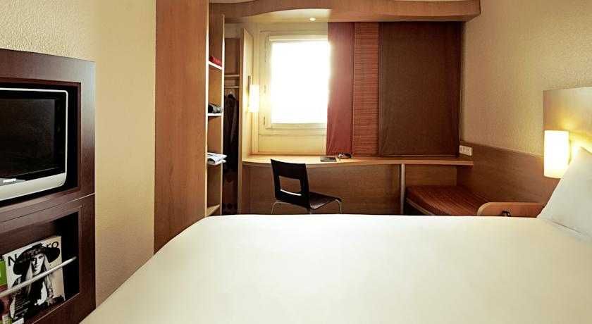 Ibis Barcelona Santa Coloma 2 Ibis Barcelona Santa Coloma 2