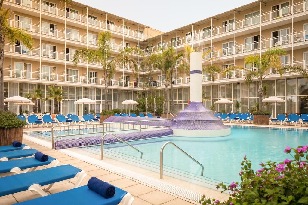 🌅VIVE EL ENCANTO DE LA COSTA BRAVA: HOTEL 4* EN PLAYA DE ARO🏖️