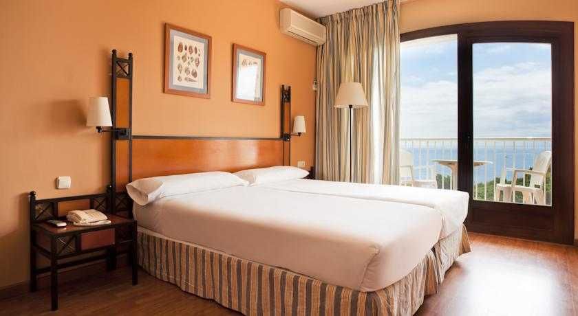 Ilunion Caleta Park 2